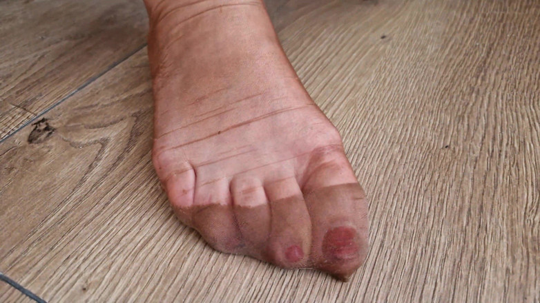 Wanilianna: Calze di nylon in rame e dildo anale di vetro