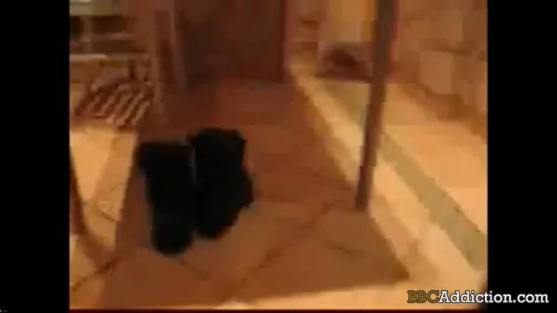 Cuckold MILF: Büyük zenci yarağı bağımlılığı -% 100 amatör ve ev yapımı porno videoları....