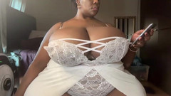 Legendary Booty Overdose: 보상으로 내 브래지어 크기를 추측해