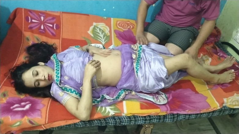 Indian Muslim Couple: Indian Couple Sex Goes Completely Romantic Bedroom Secrets Revealed