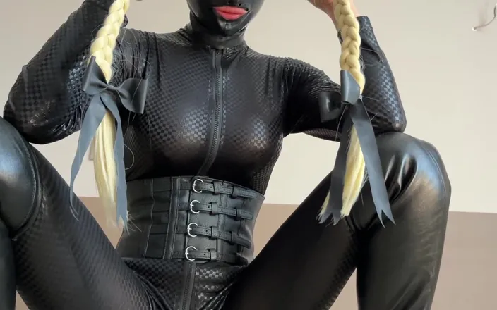 Mistress Mary: I Hope You're Thirsty Bitch