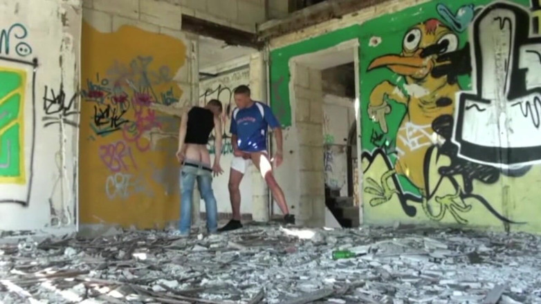 AMATOR PORN MADE IN FRANCE: French twink fucked rough by Jordan Fox outdoor