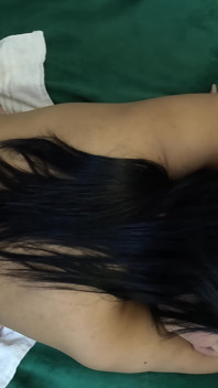 La stretta figa brasiliana bagnata lo prende senza preservativo in un casting hardcore pov