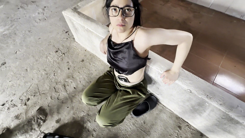 Crisanto999: Jdu nahoru, když naši rodiče netouží šukat mého nevlastního bratra