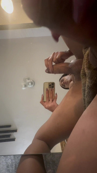 Bianca Herrera: Bohaté výstřiky