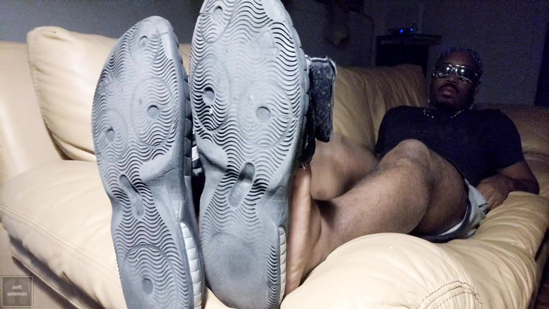 Soft Soleman: During the Night, My Male Soles Are Exposed on the...