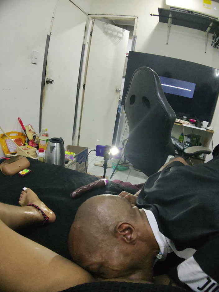 LiL Latin Goddess: Ham Kayıp Telefon Bırakma Vol.9