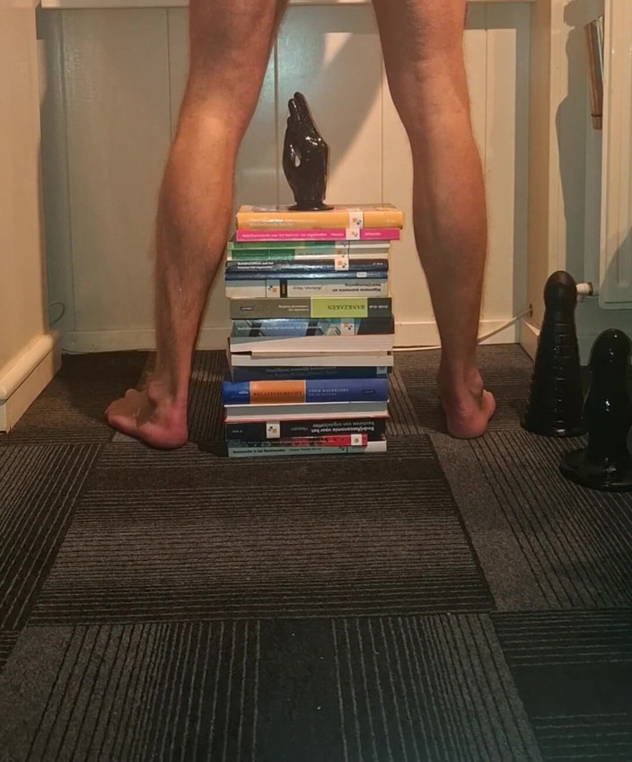 NoFace Twink X: Twink Riding Dildo and Fisting Dildo