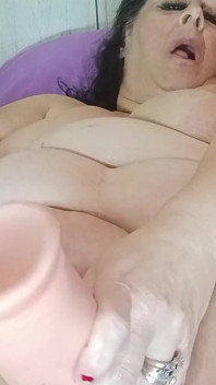 Sucking Pussy Juices off Your Fingers Made Sex Smells Linger