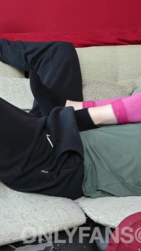 Amador, sentando na cara e batendo bolas em meias e leggins