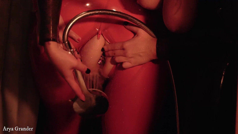 Arya Grander: Seksualne milf Szybkie i surowe jebanie, szorstka penetracja, gorąca lesbijska...