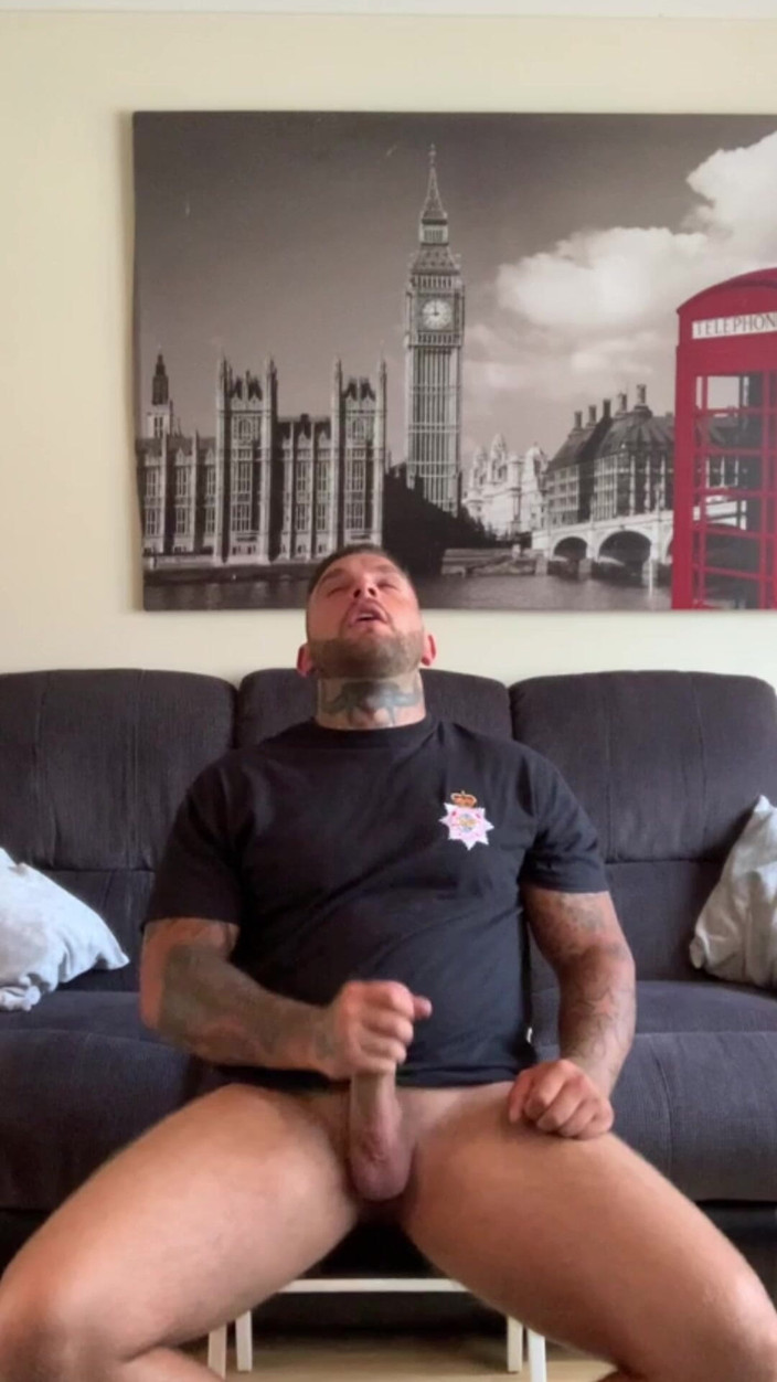 Andyleexxx: Lính cứu hỏa Andy bắn tinh