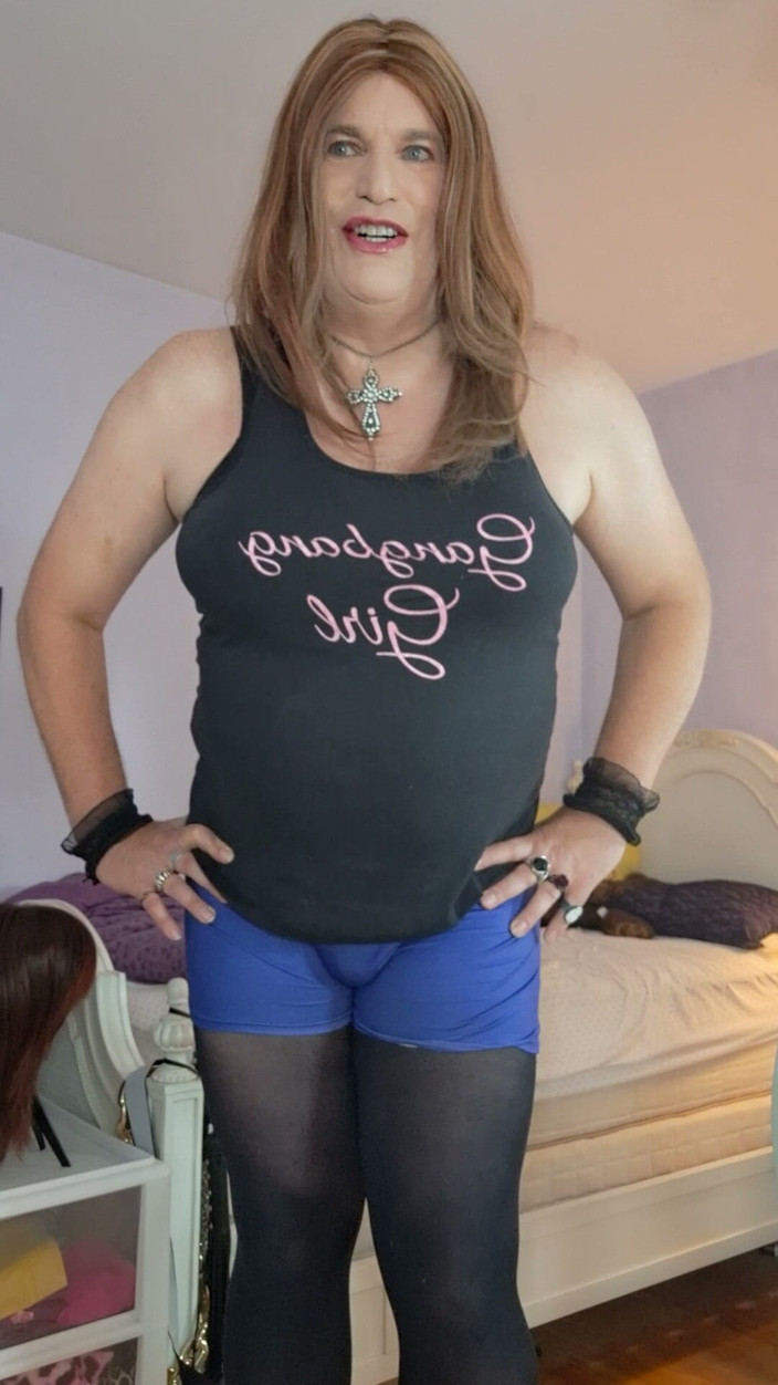 Victoria Lecherri: Do You Think I Will Get Attention in This Outfit?