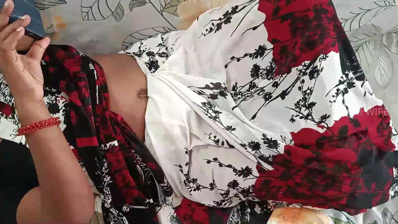 Luxmi Wife: Дружина отримує піковий оргазм, що тече від пизди - 2