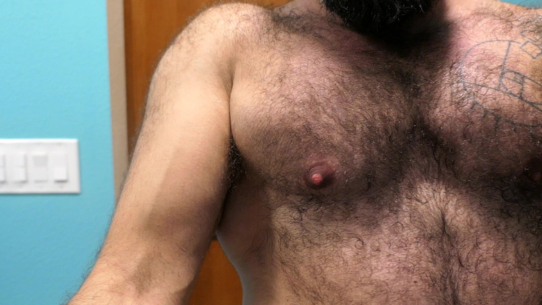 TripleXTransMan: 알파 근육 쇼 오프