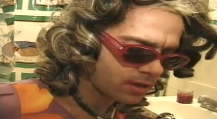 Cryptostudios: Isteri latina muda yang bertetek besar dapat seks dildo dubur...
