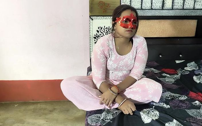 Sexy Soniya: La ragazza indiana soniya implora il suo fidanzato di venire...