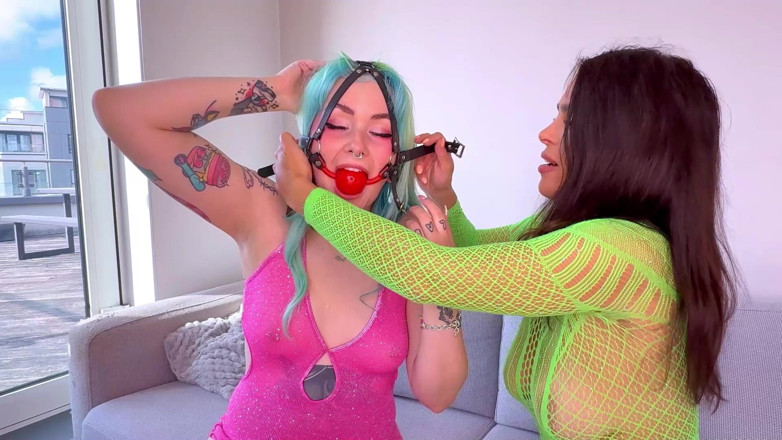 Latina Fetish: Com destino ao Trabalho: Competição lésbica de escravidão (hd + Bts)