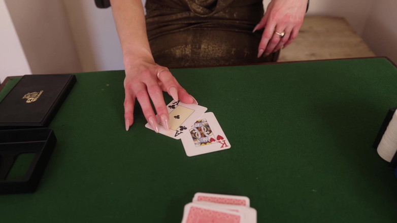 Countess diamond: Findom Poker