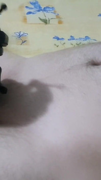 Hamba hamba berbunyi femdom panas dengan dilator besar