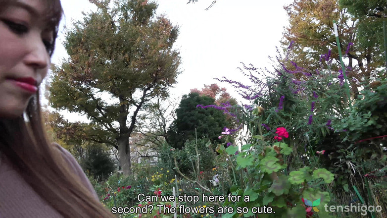 Tenshigao: Reiko Katori est une jolie fille de vingt ans qui...