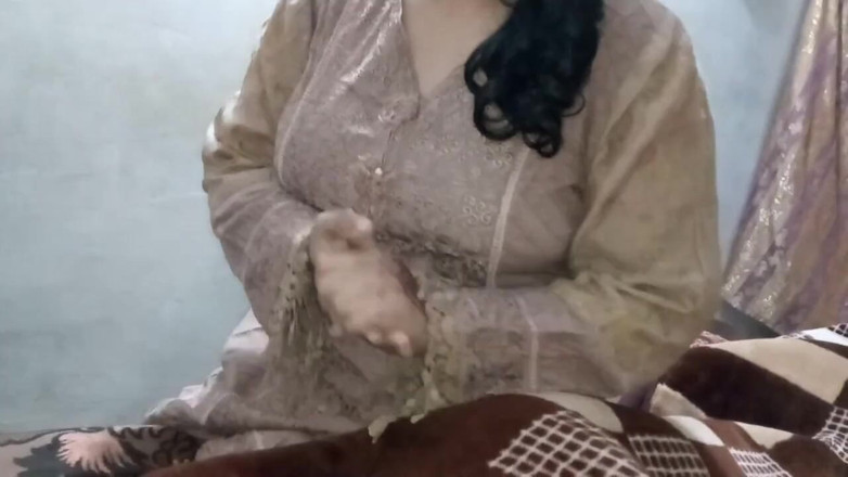QueenbeautyQB: Stepmom Was Scared in Her Room so the Stepmom Went...
