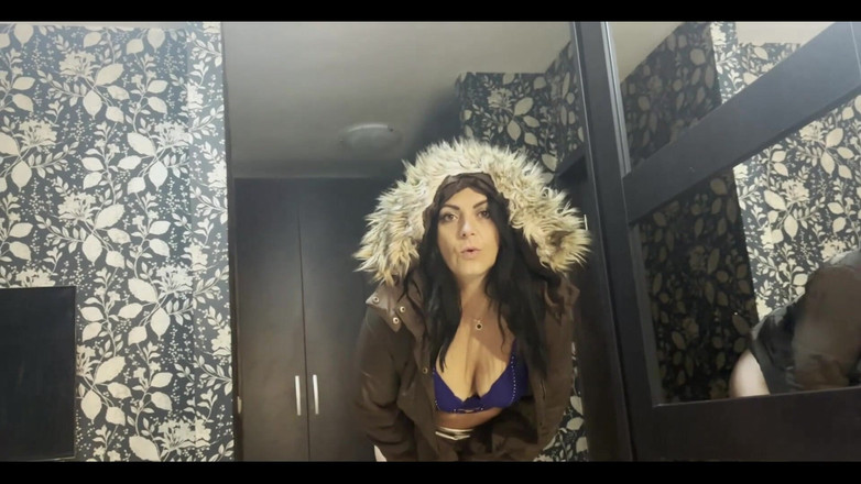 MilfyCalla: 3285750701.mp4