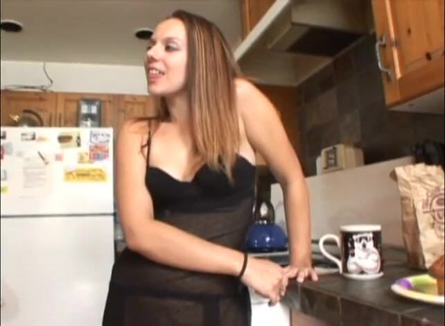 Foot Girls: Foot worship from an old guy to a young babe