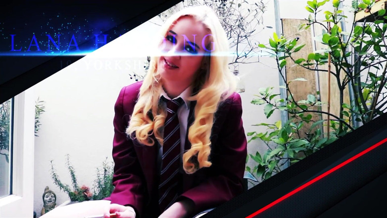 British Teens: 18 Year Old college girl Taking A Piss on the...