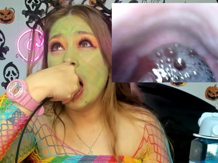 Angel eyes studio: Endos-cope videosu! Ben yılan yutan seksi ve şehvetli bir yılanım!