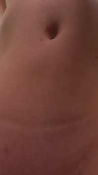 Loira Gabie - domme sentada na cara