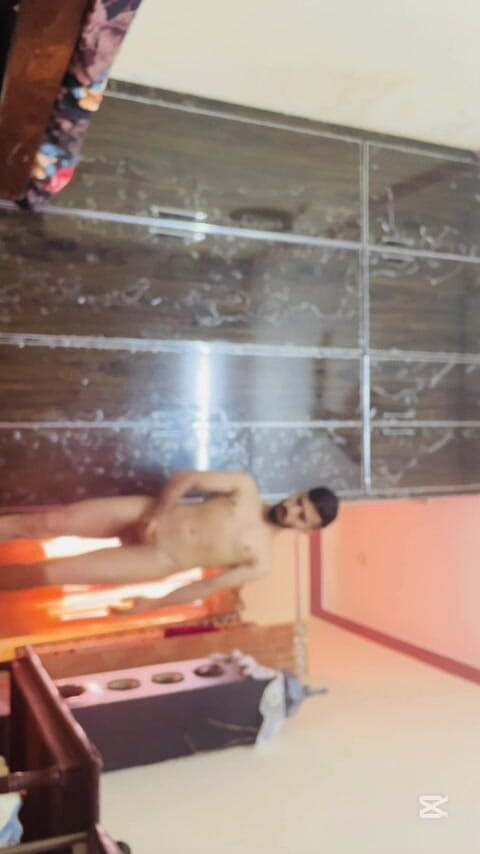 Usman Butt: Paquistanês Lahore Bull com tesão serviço de vídeo sexy disponível...