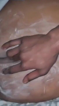 Papi gibt mir eine erstaunliche leidenschaftliche sexmassage