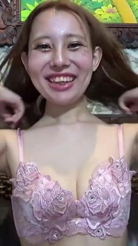 Il gyaru più selvaggio del giappone? Era pronta a tutto dal momento in cui è entrata. - 1