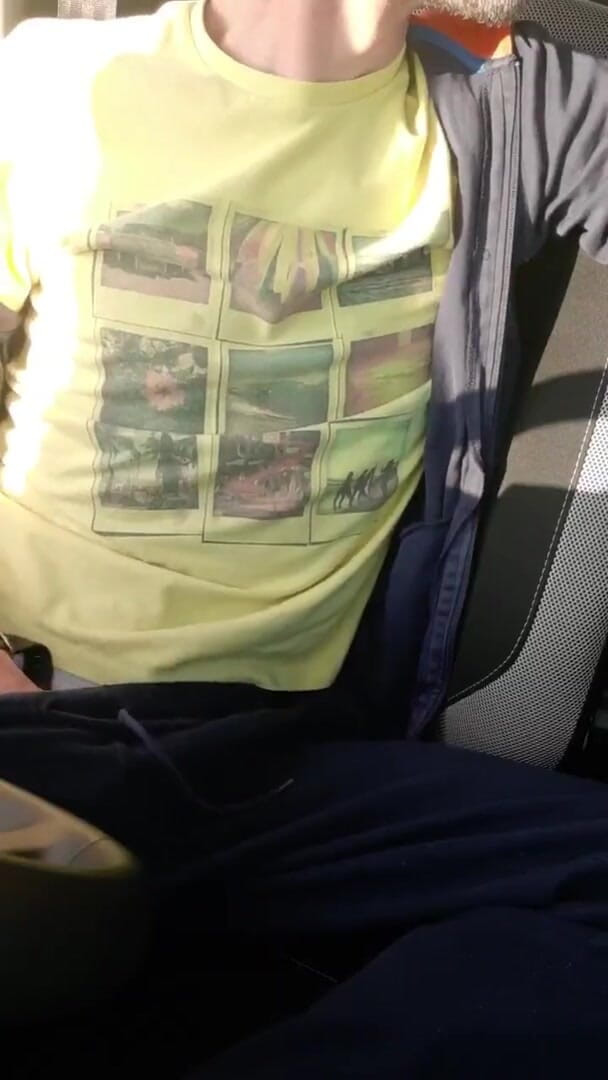 Mickacam: In my car