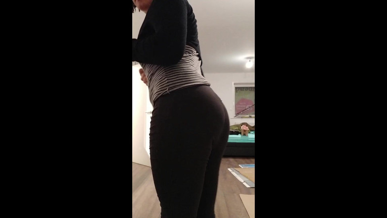 Joslin: Pokazywanie jednego z moich strojów