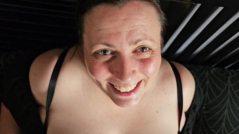 Skobbejak83: POV kouření a sperma v ústech