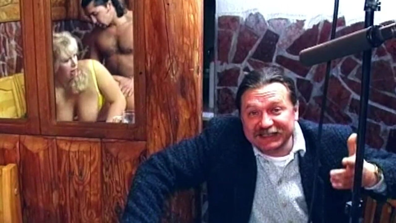 The hobby fuckers: Matură sexy blondă care ejaculează udată de un futai cu...