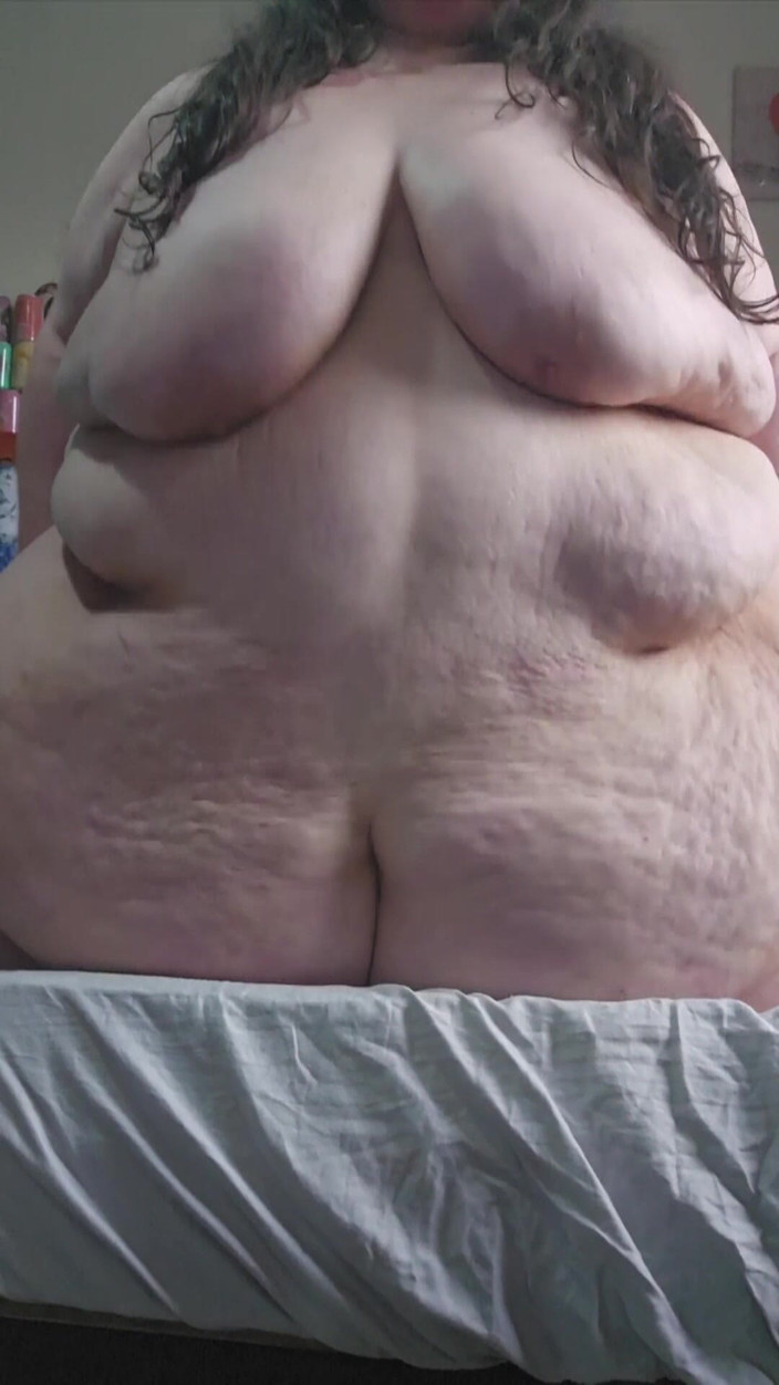 SSBBWLadyBrads: एसएसबीबीडब्ल्यू बड़ा पेट उछलना शोर भरा बिस्तर