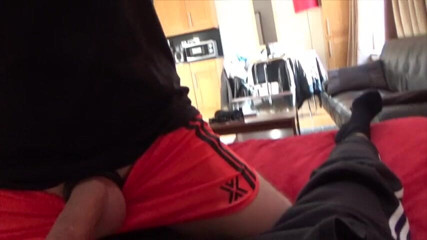 Gaybareback: Ragazzi che scopano senza preservativo sextape fatto in casa