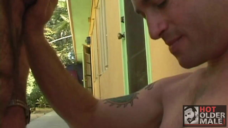 Pantheon men: बिजनेस ब्लो दोस्तों के लिए नीचे