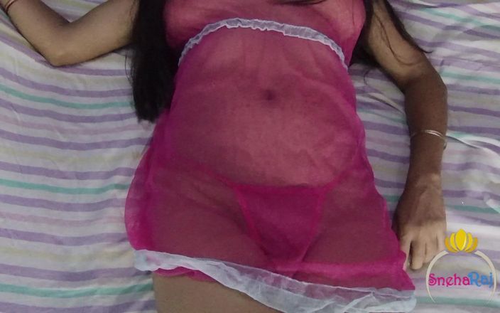 SR pleasure: Sexy růžová babydoll indická manželka