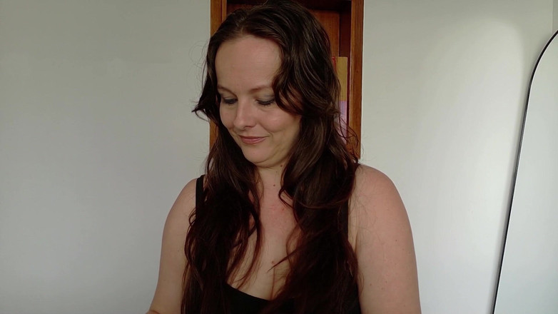 Kinky Lyrical: Sheer đồ lót thử trên