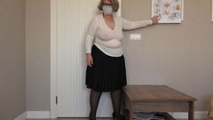 Milf Big Tits: एनाटॉमी क्लास में व्यावहारिक सबक: परिपक्व टीचर गांड चुदाई और चूत में प्रवेश सिखाती है और वीर्य निकालती है