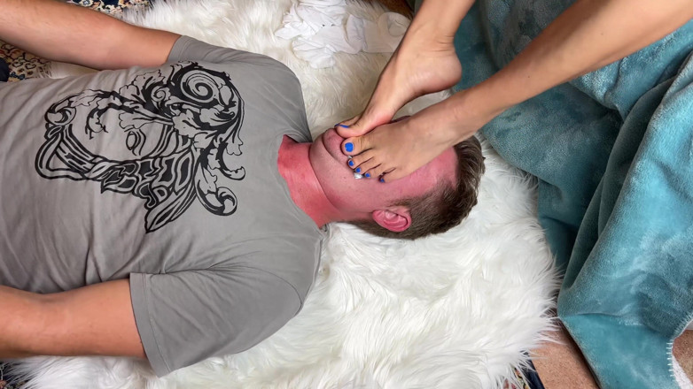 Mean Asian Wife: Svázaná a zalepená ústa asijská dominance nohou