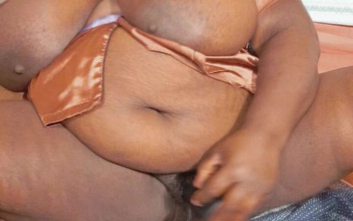 AngelMoca: Adoro takong quel grosso cazzo bambino