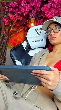 Juega Con Mi Vagina Y Dejame Mojada Y Con Tu Leche Adentro