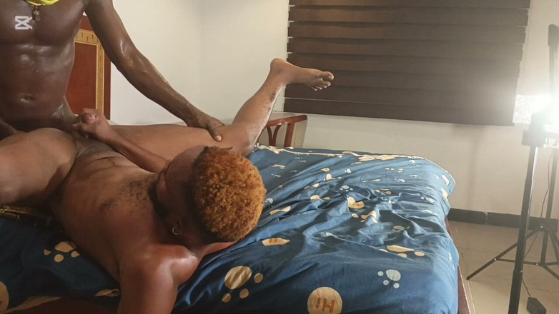 Bolatheboss: Dos veces más semen, perra cachonda Danzy