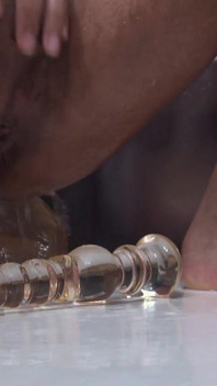 Låt oss ta en dusch med Dani Silva