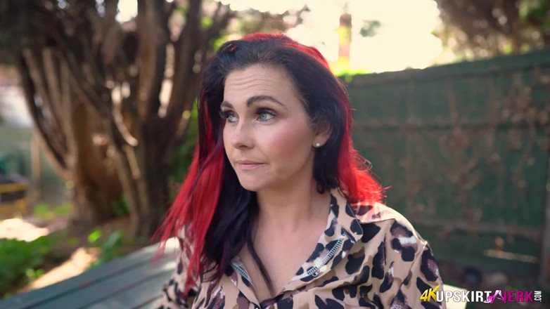 SkirtJerk: Roxi Keogh- Figa da giardino